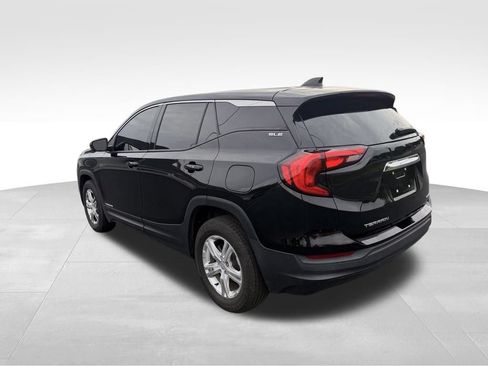 Used 2020 GMC Terrain SLE AWD/4WD image 3