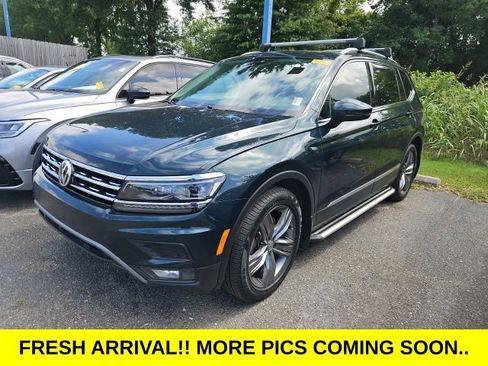 Used 2019 Volkswagen Tiguan SEL Premium w/ 3rd Row Seat Package AWD/4WD image 1