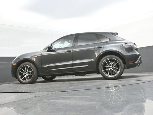 New 2025 Porsche Macan image 33