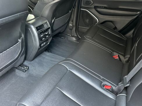 Used 2024 Jeep Grand Cherokee Limited 4xe image 12