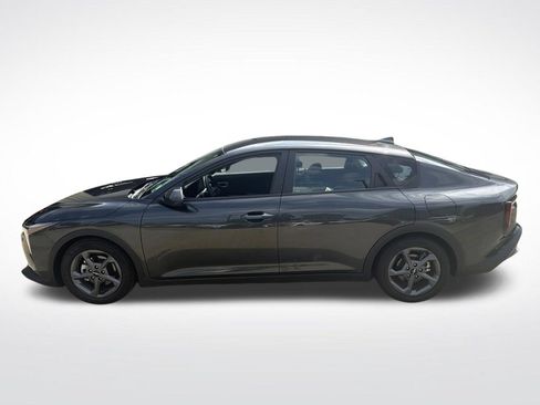 Used 2025 Kia K4 FWD image 8