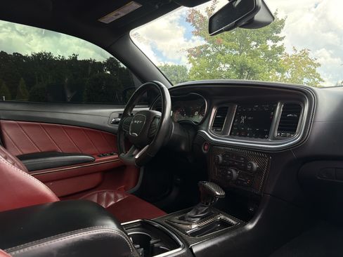 Used 2021 Dodge Charger SRT Hellcat RWD image 6