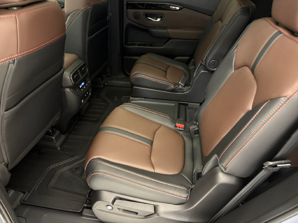 New 2026 Honda Pilot TrailSport image 18