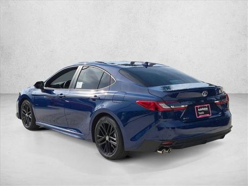 New 2026 Toyota Camry SE FWD image 8