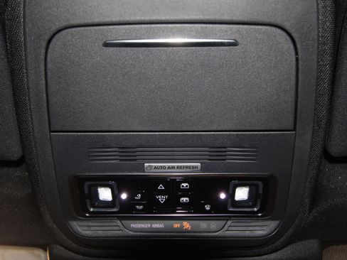 New 2025 Lincoln Navigator Reserve w/ Jet Appearance Package image 18