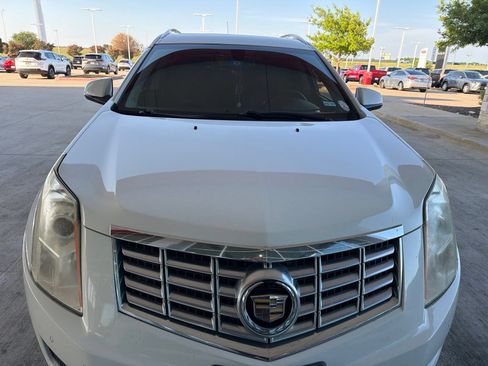Used 2015 Cadillac SRX Luxury FWD image 12