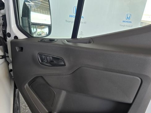 Used 2023 Ford Transit 250 Low Roof w/ Load Area Protection Package RWD image 18