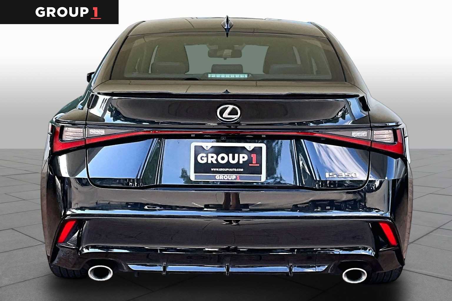 Used 2025 Lexus IS 350 F Sport RWD image 5