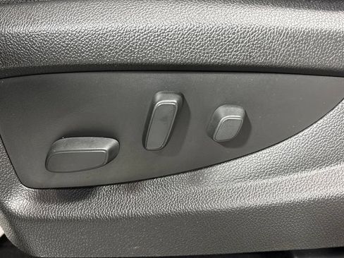 Used 2017 Chevrolet Silverado 1500 LT w/ Max Trailering Package AWD/4WD image 28