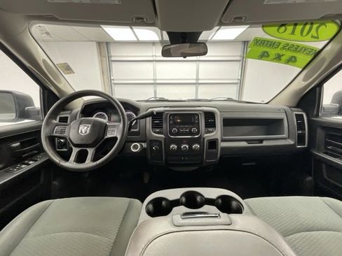 Used 2018 RAM 1500 ST w/ SXT Appearance Group image 4