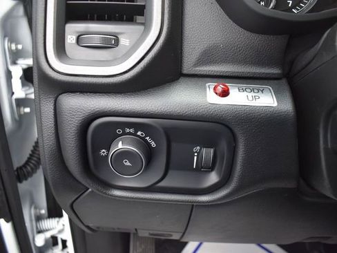 New 2024 RAM 2500 Tradesman w/ Chrome Appearance Group image 13