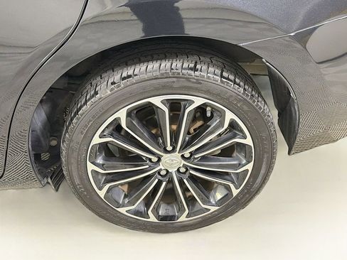 Used 2014 Toyota Corolla L image 29