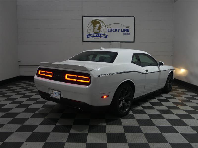 Used 2018 Dodge Challenger SXT Plus RWD image 9