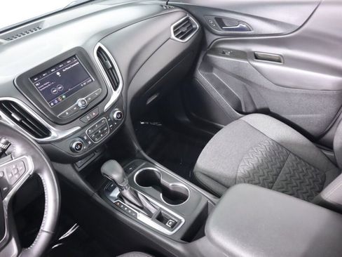 Used 2022 Chevrolet Equinox LT image 32
