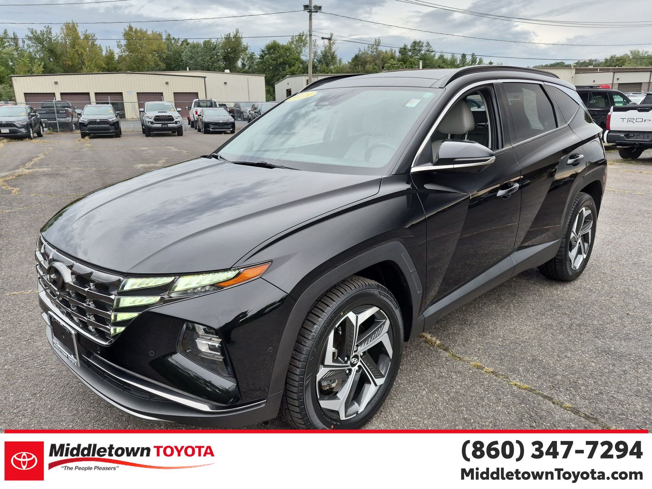 Used 2023 Hyundai Tucson Limited w/ Cargo Package AWD/4WD image 7