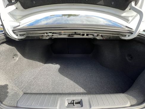 New 2025 Nissan Sentra SR image 10