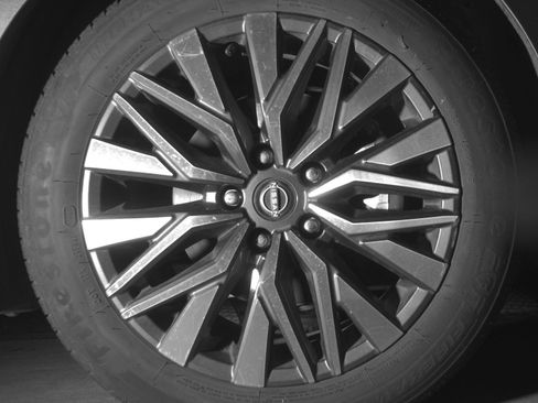 Used 2025 Nissan Altima 2.5 SV image 13