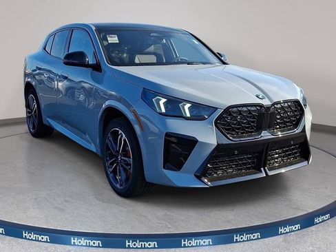 New 2026 BMW X2 xDrive28i w/ Technology Package AWD/4WD image 3