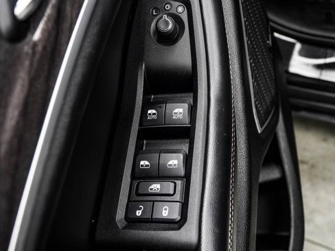 Used 2024 Jeep Grand Cherokee Limited 4xe AWD/4WD image 35