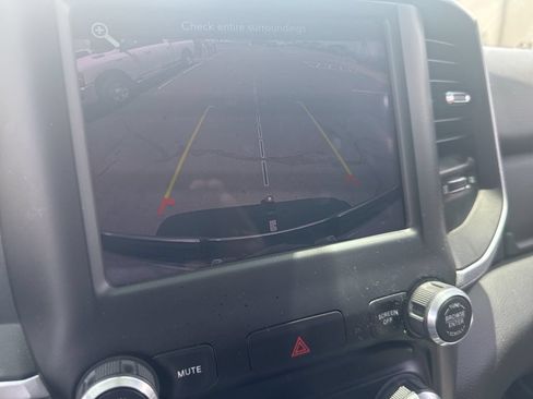 Used 2020 RAM 1500 Big Horn AWD/4WD image 21