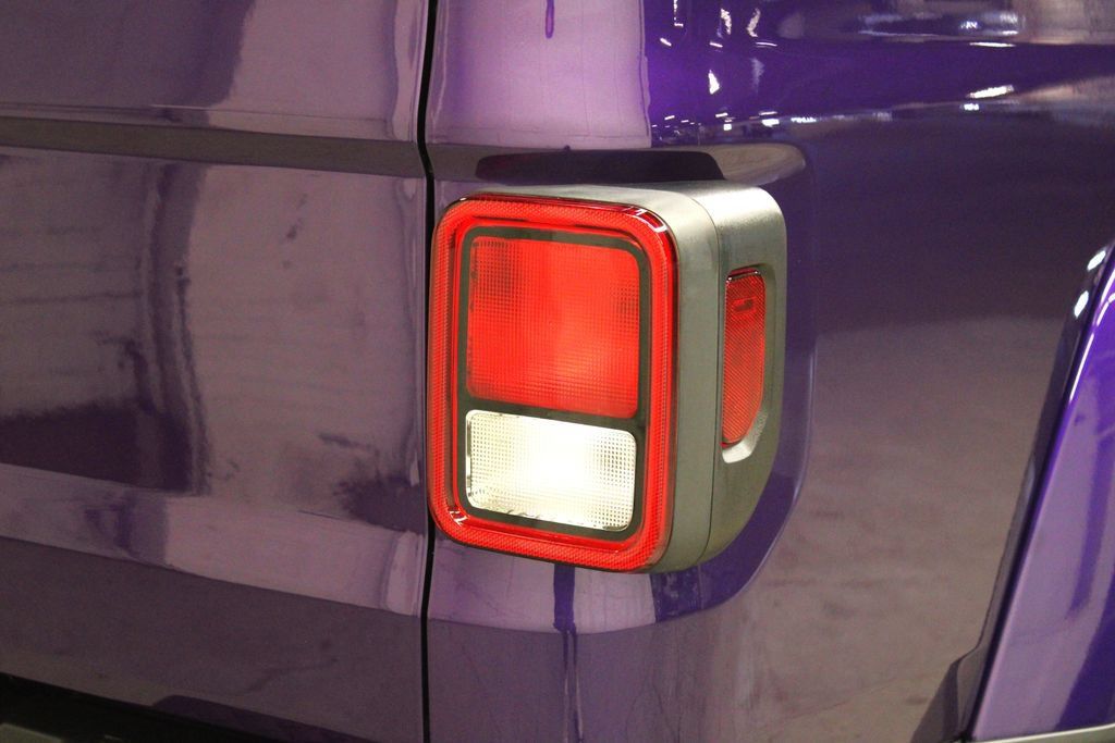 New 2026 Jeep Gladiator Sport AWD/4WD image 35