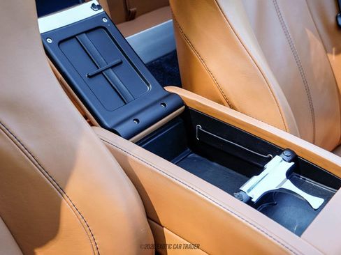 Used 2008 Aston Martin V8 Vantage Roadster RWD image 53
