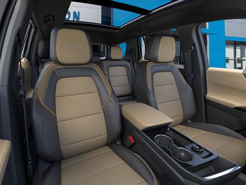 New 2026 Chevrolet Equinox ACTIV AWD/4WD image 16