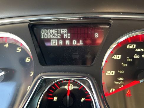 Used 2015 GMC Acadia SLT FWD image 4