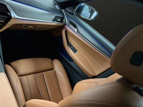 Used 2019 BMW 540i xDrive w/ Convenience Package image 13