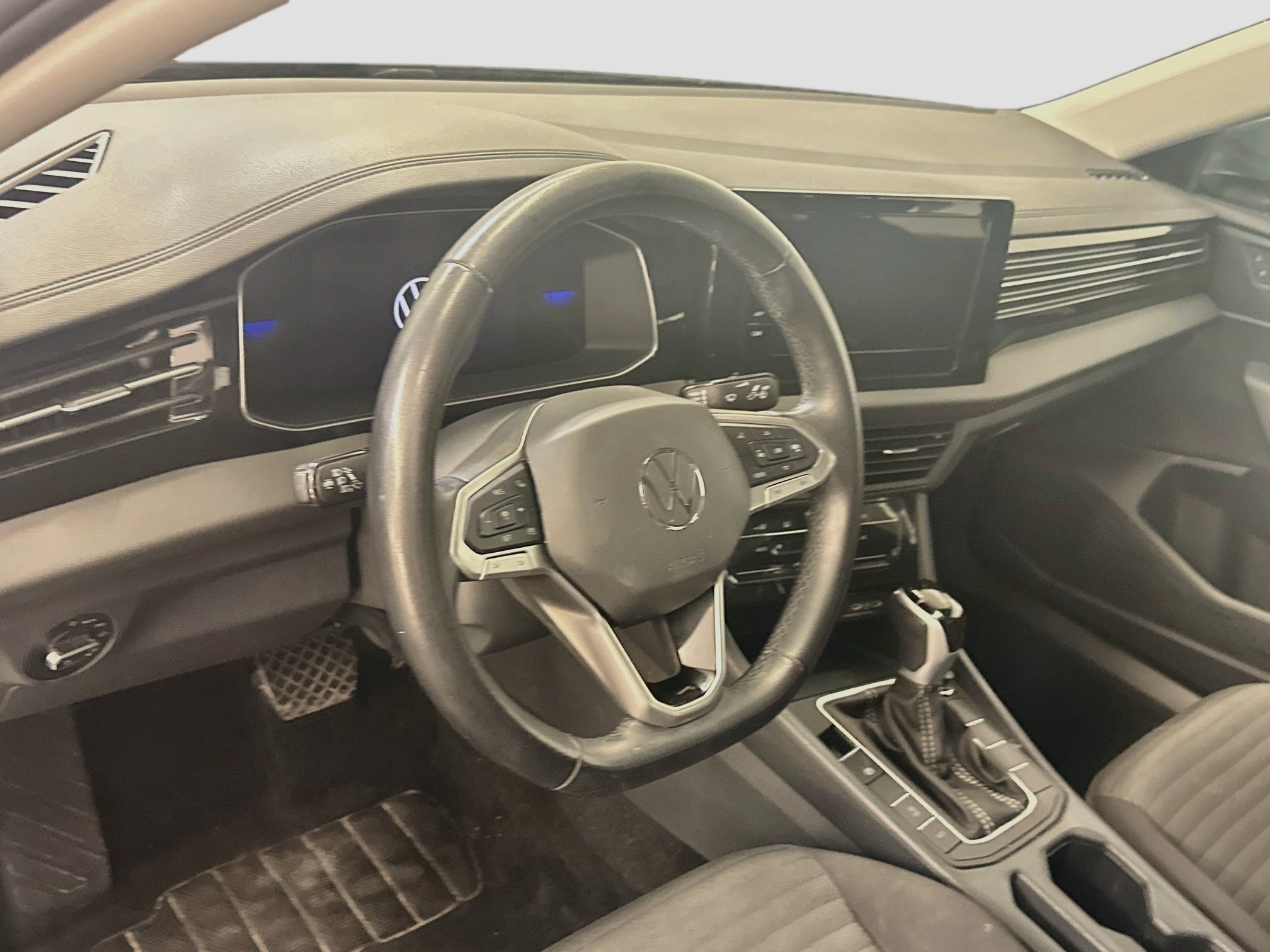 Used 2025 Volkswagen Jetta S FWD image 18