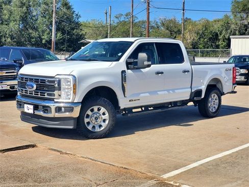 Used 2024 Ford F250 XLT image 30