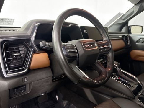 Used 2023 GMC Canyon AT4 w/ AT4 Premium Package image 4