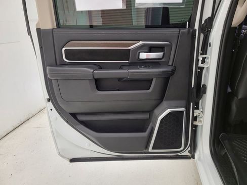 Used 2024 RAM 2500 Laramie image 46