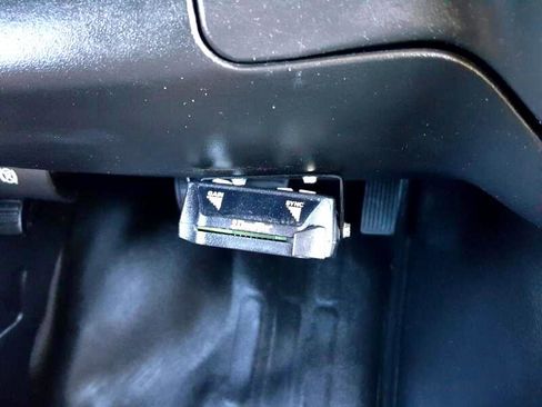 Used 2019 Chevrolet Express 2500 2500 Cargo Extended w/ Driver Convenience Package image 26