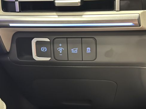 Used 2024 Hyundai Santa Fe Calligraphy AWD/4WD image 32