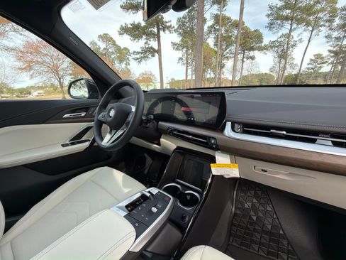 New 2026 BMW X1 xDrive28i w/ Technology Package image 19