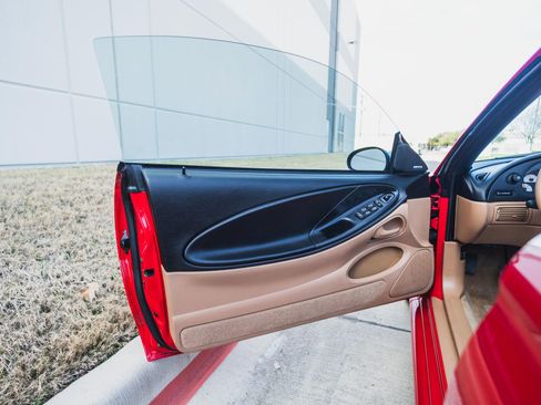 Used 1994 Ford Mustang GT image 42