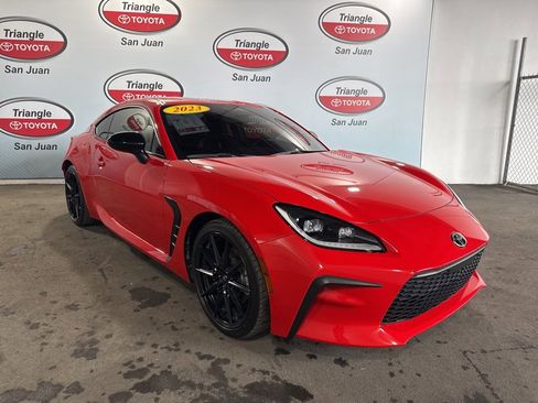 Used 2023 Toyota GR86 Premium image 3