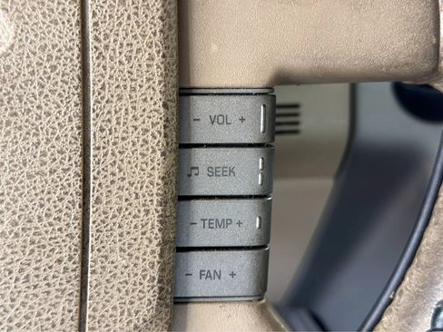 Used 2006 Ford F150 XLT RWD image 28