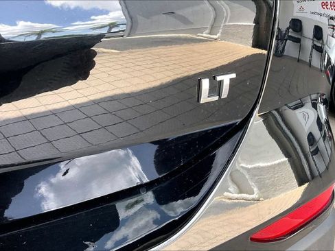 Used 2024 Chevrolet Equinox LT FWD image 19