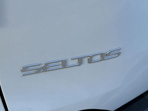 Certified 2026 Kia Seltos EX w/ EX Sunroof Package AWD/4WD image 10