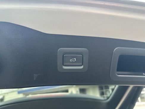 Used 2025 MAZDA CX-5 AWD 2.5 S w/ Preferred Package image 17