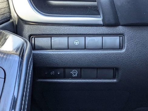 Certified 2023 Nissan Rogue SV image 23