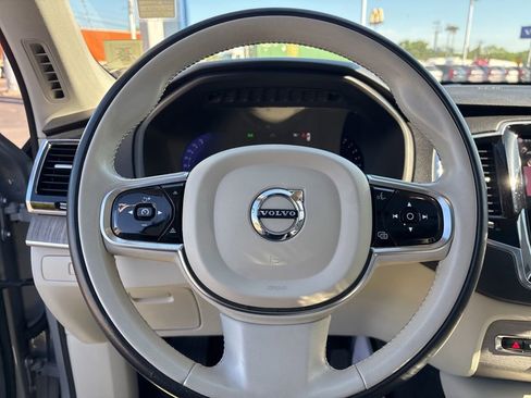 Used 2024 Volvo XC90 B5 Plus w/ Protection Package Premier AWD/4WD image 20