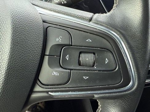 Used 2021 Buick Encore GX Select w/ Sport Touring Package image 18