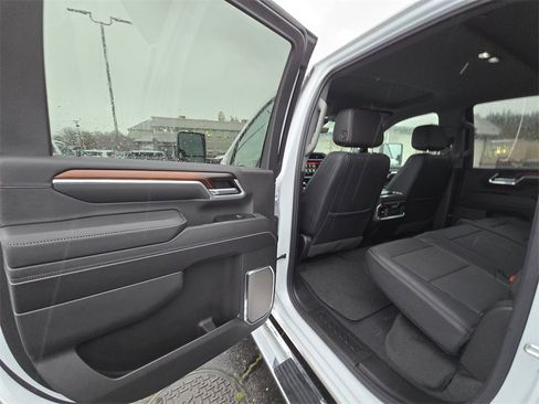 Certified 2025 GMC Sierra 2500 Denali w/ Technology Package image 11