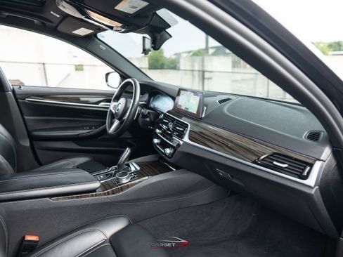 Used 2019 BMW M550i xDrive AWD/4WD image 14