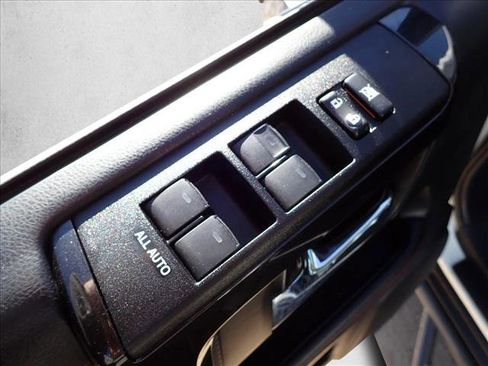 Used 2022 Toyota 4Runner TRD Off-Road image 15