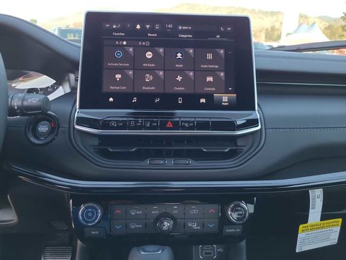 New 2026 Jeep Compass Limited image 24