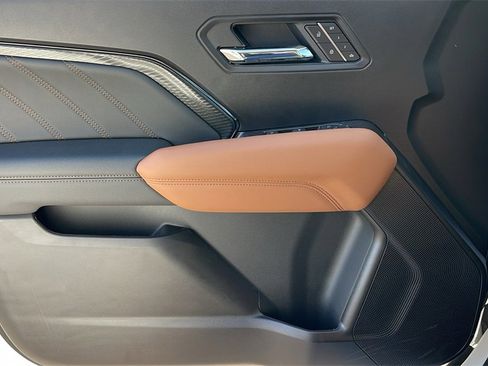 New 2026 GMC Canyon AT4 w/ Technology Plus Package image 23